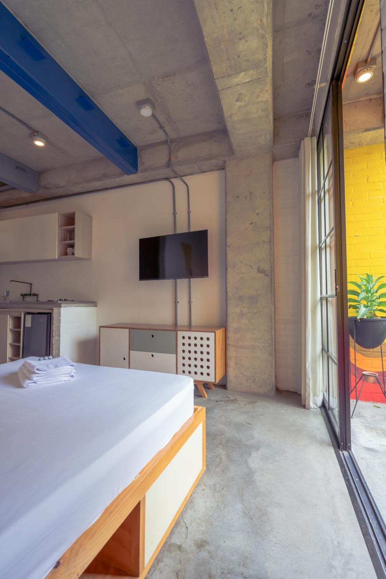 The Harbour Hotel ميديلين المظهر الخارجي الصورة